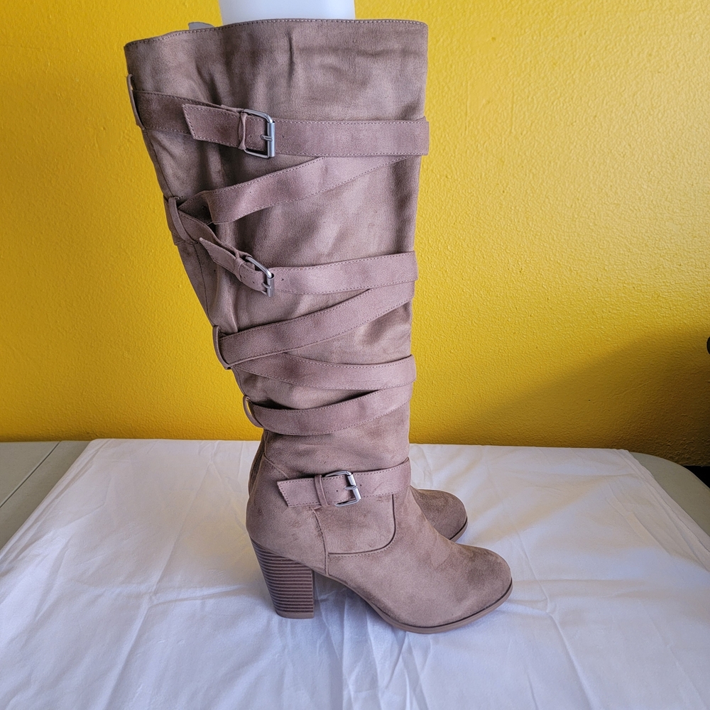 Women's Tan Knee-High Buckle Strap Heeled Boots - Picture 4 of 6